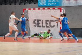 <a href="https://st.getinfootball.com/albums/1085400/6587d376a802e_1920.jpg" target="_blank">Завантажити оригінал</a>