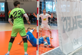 <a href="https://st.getinfootball.com/albums/1085400/6587d399a5384_1920.jpg" target="_blank">Завантажити оригінал</a>