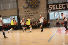 <a href="https://st.getinfootball.com/albums/1085400/6587d431a44f4_1920.jpg" target="_blank">Завантажити оригінал</a>