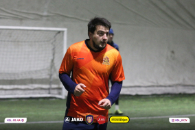 <a href="https://st.getinfootball.com/albums/1085405/6588069010076_1920.jpg" target="_blank">Завантажити оригінал</a>