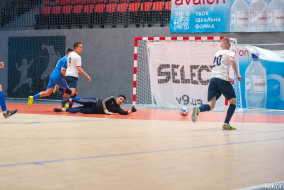 <a href="https://st.getinfootball.com/albums/1085451/658aae447e1c2_1920.jpg" target="_blank">Завантажити оригінал</a>