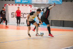 <a href="https://st.getinfootball.com/albums/1085451/658aaff25f4a5_1920.jpg" target="_blank">Завантажити оригінал</a>