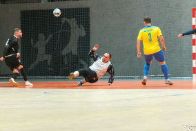 <a href="https://st.getinfootball.com/albums/1085494/658bfc613b237_1920.jpg" target="_blank">Завантажити оригінал</a>