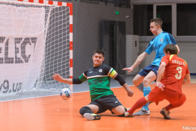 <a href="https://st.getinfootball.com/albums/1085494/658bfcfd53638_1920.jpg" target="_blank">Завантажити оригінал</a>