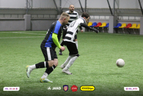 <a href="https://st.getinfootball.com/albums/1085552/65a544ac63db7_1920.jpg" target="_blank">Завантажити оригінал</a>