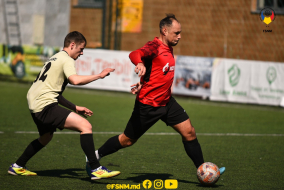 <a href="https://st.getinfootball.com/albums/1087004/6604123062586_1920.jpg" target="_blank">Descarcă</a>