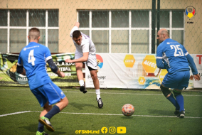 <a href="https://st.getinfootball.com/albums/1087016/660421641f095_1920.jpg" target="_blank">Descarcă</a>