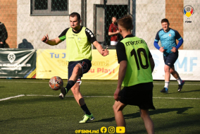 <a href="https://st.getinfootball.com/albums/1087023/66042bea35092_1920.jpg" target="_blank">Descarcă</a>
