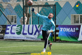 <a href="https://st.getinfootball.com/albums/1087030/660837b1658b6_1920.jpg" target="_blank">Descarcă</a>