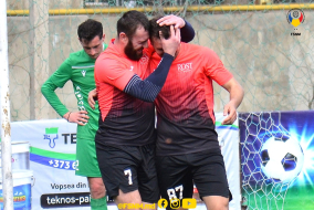 <a href="https://st.getinfootball.com/albums/1087031/66083847da293_1920.jpg" target="_blank">Descarcă</a>