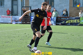 <a href="https://st.getinfootball.com/albums/1087033/66083b9b8b744_1920.jpg" target="_blank">Descarcă</a>