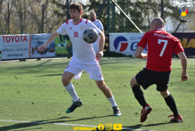 <a href="https://st.getinfootball.com/albums/1087127/660da1fcc94e8_1920.jpg" target="_blank">Descarcă</a>