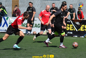 <a href="https://st.getinfootball.com/albums/1087131/660da4b3ca3c2_1920.jpg" target="_blank">Descarcă</a>