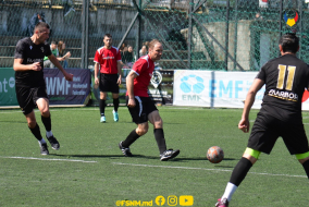 <a href="https://st.getinfootball.com/albums/1087131/660da4c2435f1_1920.jpg" target="_blank">Descarcă</a>