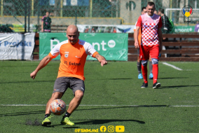 <a href="https://st.getinfootball.com/albums/1087138/660ed40624ea0_1920.jpg" target="_blank">Descarcă</a>