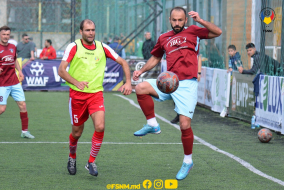 <a href="https://st.getinfootball.com/albums/1087207/66150efb3afc6_1920.jpg" target="_blank">Descarcă</a>
