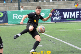 <a href="https://st.getinfootball.com/albums/1087211/661516d19c724_1920.jpg" target="_blank">Descarcă</a>