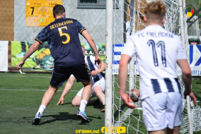 <a href="https://st.getinfootball.com/albums/1087247/661541cb00660_1920.jpg" target="_blank">Descarcă</a>