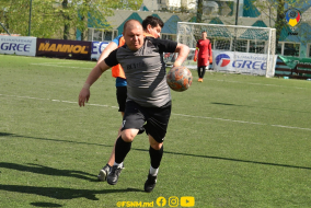 <a href="https://st.getinfootball.com/albums/1087248/661542c31ff1d_1920.jpg" target="_blank">Descarcă</a>