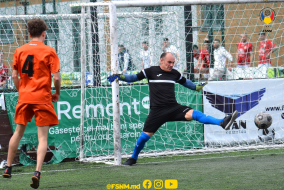 <a href="https://st.getinfootball.com/albums/1087249/661543cfb8de2_1920.jpg" target="_blank">Descarcă</a>