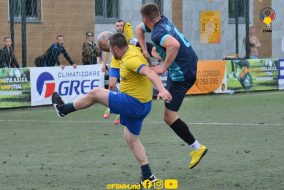 <a href="https://st.getinfootball.com/albums/1087251/6615452c17fff_1920.jpg" target="_blank">Descarcă</a>