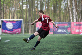 <a href="https://st.getinfootball.com/albums/1087274/661d04d4735be_1920.jpg" target="_blank">Завантажити оригінал</a>