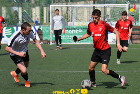 <a href="https://st.getinfootball.com/albums/1087372/661f693fc77cb_1920.jpg" target="_blank">Descarcă</a>