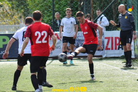 <a href="https://st.getinfootball.com/albums/1087372/661f6968158de_1920.jpg" target="_blank">Descarcă</a>