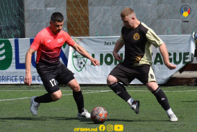 <a href="https://st.getinfootball.com/albums/1087375/661f6d70dc3b7_1920.jpg" target="_blank">Descarcă</a>