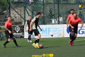<a href="https://st.getinfootball.com/albums/1087375/661f6d82aa999_1920.jpg" target="_blank">Descarcă</a>