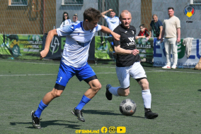 <a href="https://st.getinfootball.com/albums/1087379/661f6f9f92931_1920.jpg" target="_blank">Descarcă</a>
