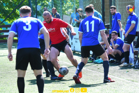 <a href="https://st.getinfootball.com/albums/1087380/661f702a1a89f_1920.jpg" target="_blank">Descarcă</a>