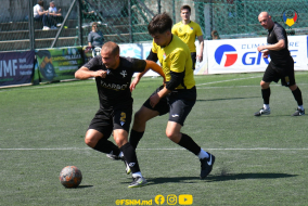 <a href="https://st.getinfootball.com/albums/1087381/661f70b8d8385_1920.jpg" target="_blank">Descarcă</a>