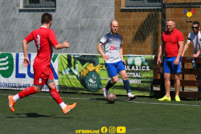 <a href="https://st.getinfootball.com/albums/1087382/661f714388a35_1920.jpg" target="_blank">Descarcă</a>