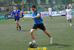 <a href="https://st.getinfootball.com/albums/1087387/661f7460c9120_1920.jpg" target="_blank">Descarcă</a>