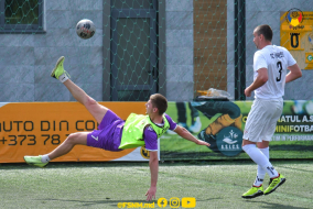 <a href="https://st.getinfootball.com/albums/1087389/661f754c9bde8_1920.jpg" target="_blank">Descarcă</a>