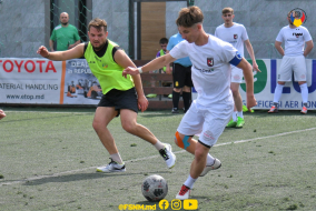 <a href="https://st.getinfootball.com/albums/1087389/661f7568175da_1920.jpg" target="_blank">Descarcă</a>