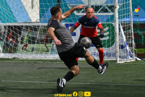 <a href="https://st.getinfootball.com/albums/1087390/661f75db51ae3_1920.jpg" target="_blank">Descarcă</a>