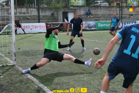 <a href="https://st.getinfootball.com/albums/1087393/661f772c53b42_1920.jpg" target="_blank">Descarcă</a>
