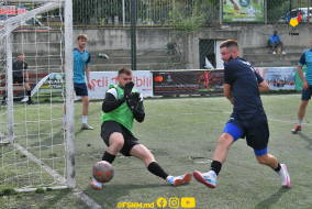 <a href="https://st.getinfootball.com/albums/1087393/661f772e92c58_1920.jpg" target="_blank">Descarcă</a>