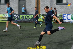 <a href="https://st.getinfootball.com/albums/1087393/661f7748389e0_1920.jpg" target="_blank">Descarcă</a>