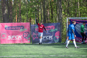 <a href="https://st.getinfootball.com/albums/1087426/662628763f312_1920.jpg" target="_blank">Завантажити оригінал</a>