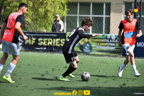 <a href="https://st.getinfootball.com/albums/1087474/6627525630202_1920.jpg" target="_blank">Descarcă</a>