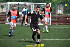 <a href="https://st.getinfootball.com/albums/1087474/6627526874854_1920.jpg" target="_blank">Descarcă</a>