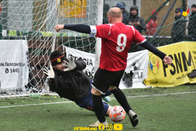 <a href="https://st.getinfootball.com/albums/1087479/6627638da7922_1920.jpg" target="_blank">Descarcă</a>