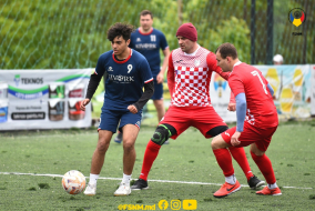 <a href="https://st.getinfootball.com/albums/1087484/6627695151920_1920.jpg" target="_blank">Descarcă</a>