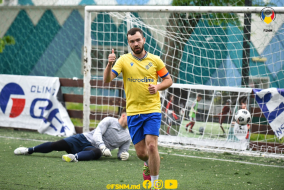 <a href="https://st.getinfootball.com/albums/1087492/6627706eec778_1920.jpg" target="_blank">Descarcă</a>