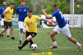 <a href="https://st.getinfootball.com/albums/1087493/6627722226106_1920.jpg" target="_blank">Descarcă</a>