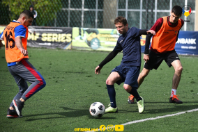<a href="https://st.getinfootball.com/albums/1087494/662772c2a4375_1920.jpg" target="_blank">Descarcă</a>