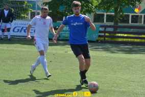 <a href="https://st.getinfootball.com/albums/1087706/66389e2107723_1920.jpg" target="_blank">Descarcă</a>